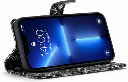 iPhone 13 Pro Max Zwart - 2 in 1 Slangen Book Case