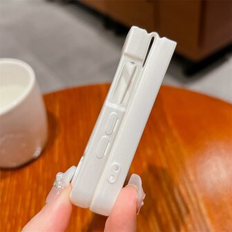 Samsung Z Flip 6 - Zwart - TPU Back Cover - Geschikt voor Magsafe