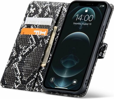 iPhone 11 Zwart - Slangen Book Case