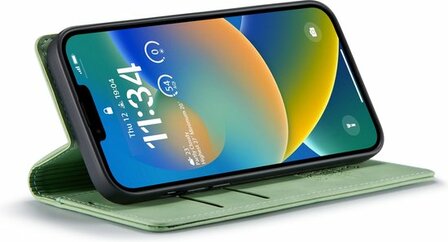 iPhone 14 Pistache Green - Book Cover