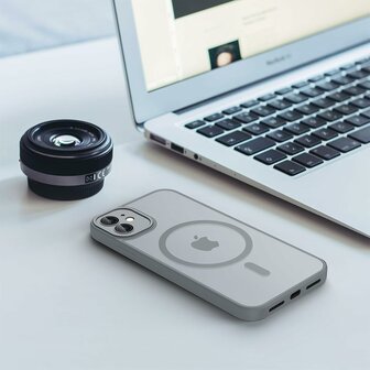 iPhone 12 - Grijs - Matte Armor - Geschikt voor MagSafe