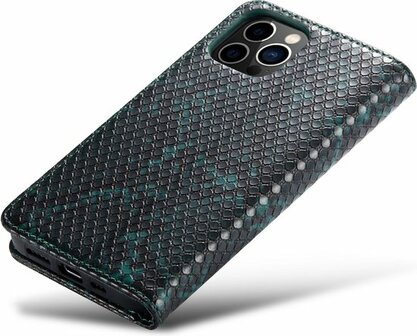 iPhone 13 Pro Max Groen - Slangen Book Case