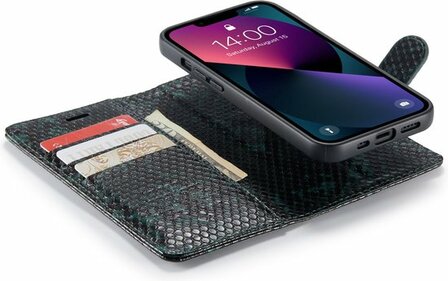 iPhone 13 Groen - 2 in 1 Slangen Book Case