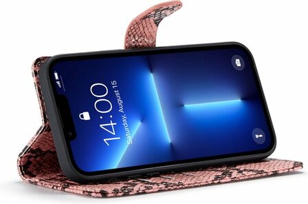 iPhone 13 Pro Max Roze - 2 in 1 Slangen Book Case