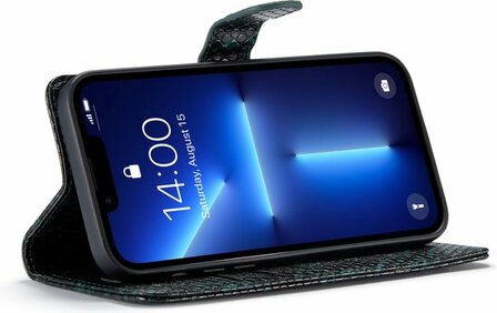 iPhone 13 Pro Max Groen - 2 in 1 Slangen Book Case