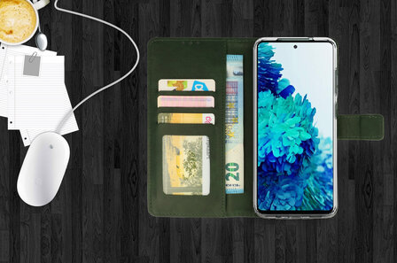 iPhone 15 Plus - Book Case &amp;amp; Glas - Groen
