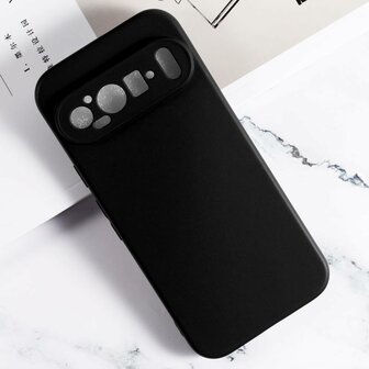 Pixel 9 Pro - Zwart -- Siliconen Back Cover