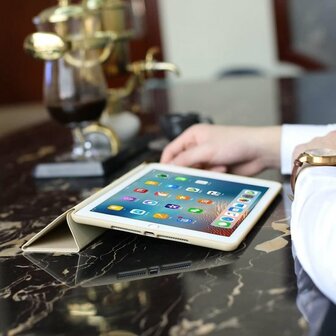 iPad Air 11 - Air 10.9 - Goud - Smart Cover