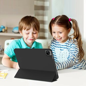 iPad Air (13 inch 2024 &amp;amp; 2025) - Zwart - Smart Cover