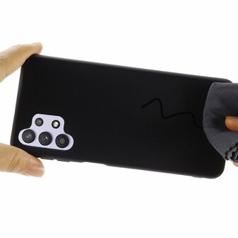 Samsung A32 4G - Siliconen Back Cover - Zwart