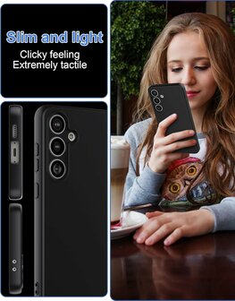 Samsung S24 FE - Siliconen Back Cover - Zwart