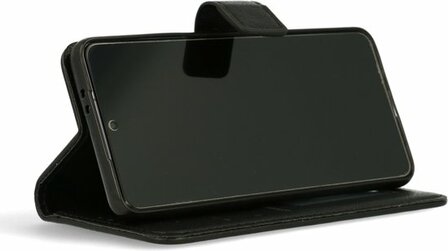 iPhone 11 - Book Case - Zwart