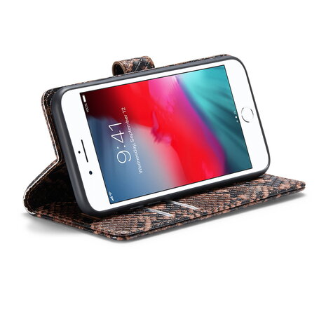 iPhone SE 2022 Bruin - Slangen Book Case