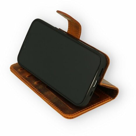 iPhone 13 Pro Bruin - Lederen Book Case