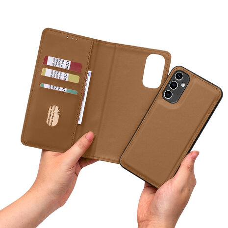 Samsung A15 5G - Bruin - 2 in 1 Book Case