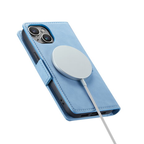 iPhone 15 Plus Sky Blue - MagSafe Book Case