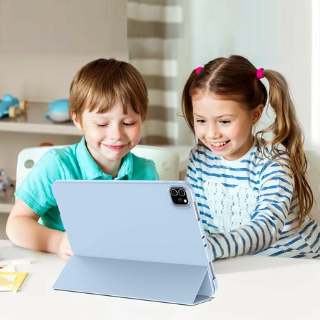 iPad Air (13 inch 2024 &amp; 2025) - Licht Blauw - Smart Cover